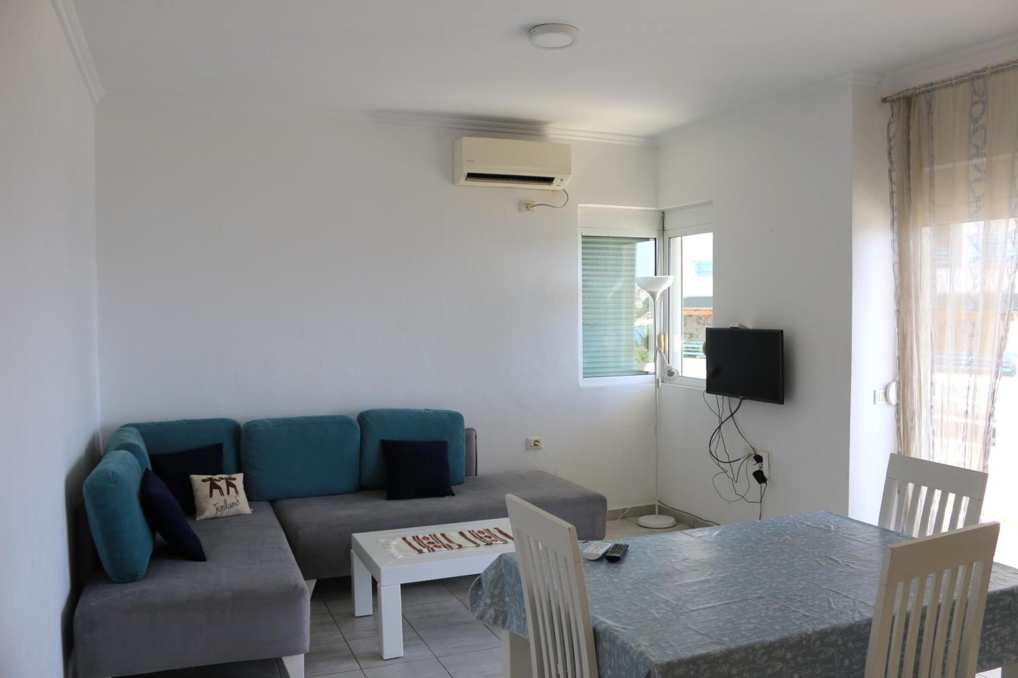 Robin Sea View Apartment Sarande Bagian luar foto